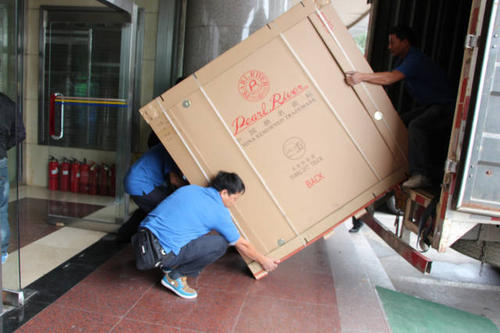 兰陵钢琴贵重工艺品无忧运